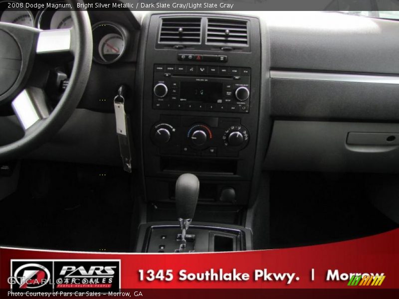 Bright Silver Metallic / Dark Slate Gray/Light Slate Gray 2008 Dodge Magnum