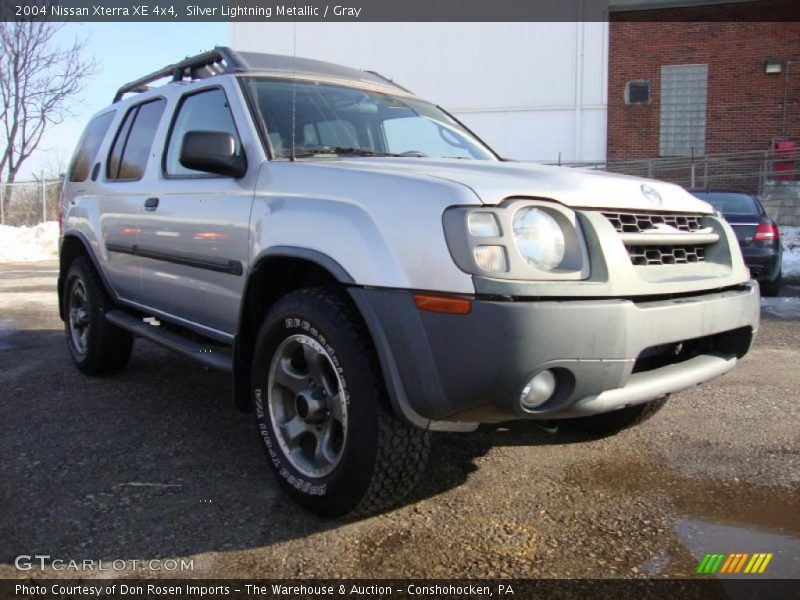 Silver Lightning Metallic / Gray 2004 Nissan Xterra XE 4x4