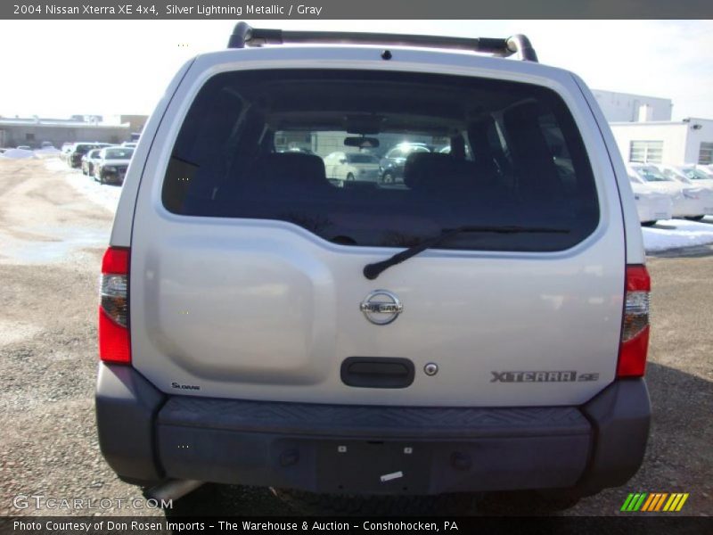 Silver Lightning Metallic / Gray 2004 Nissan Xterra XE 4x4