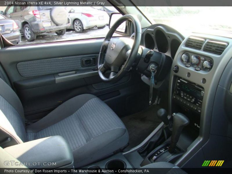 Silver Lightning Metallic / Gray 2004 Nissan Xterra XE 4x4