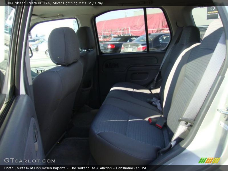 Silver Lightning Metallic / Gray 2004 Nissan Xterra XE 4x4