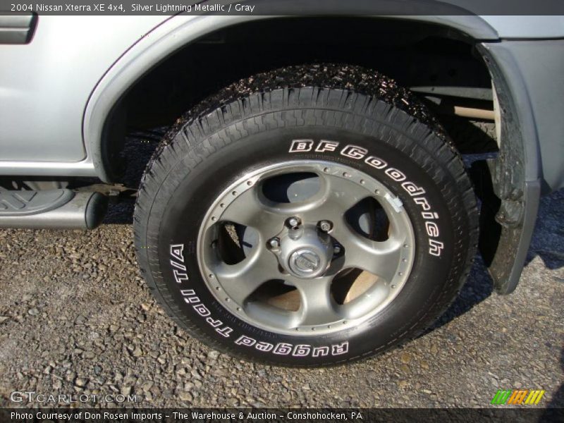 Silver Lightning Metallic / Gray 2004 Nissan Xterra XE 4x4