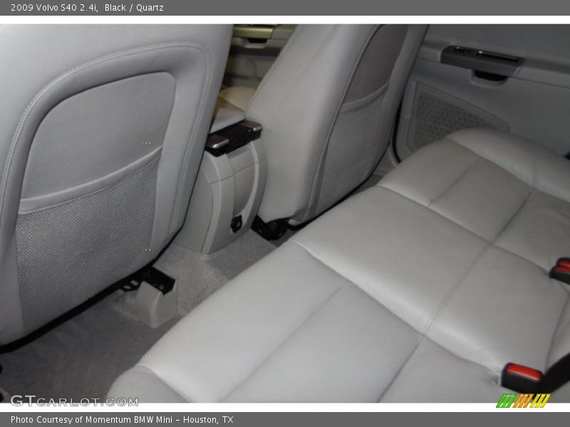 Black / Quartz 2009 Volvo S40 2.4i