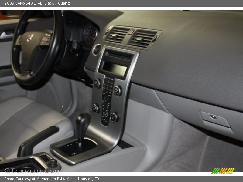 Black / Quartz 2009 Volvo S40 2.4i