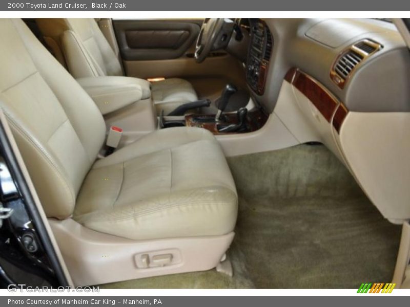 Black / Oak 2000 Toyota Land Cruiser