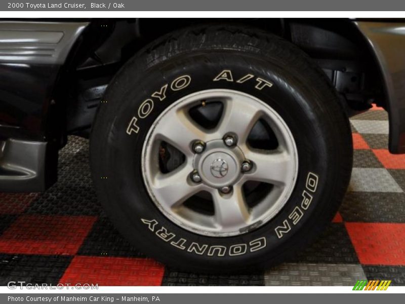 Black / Oak 2000 Toyota Land Cruiser