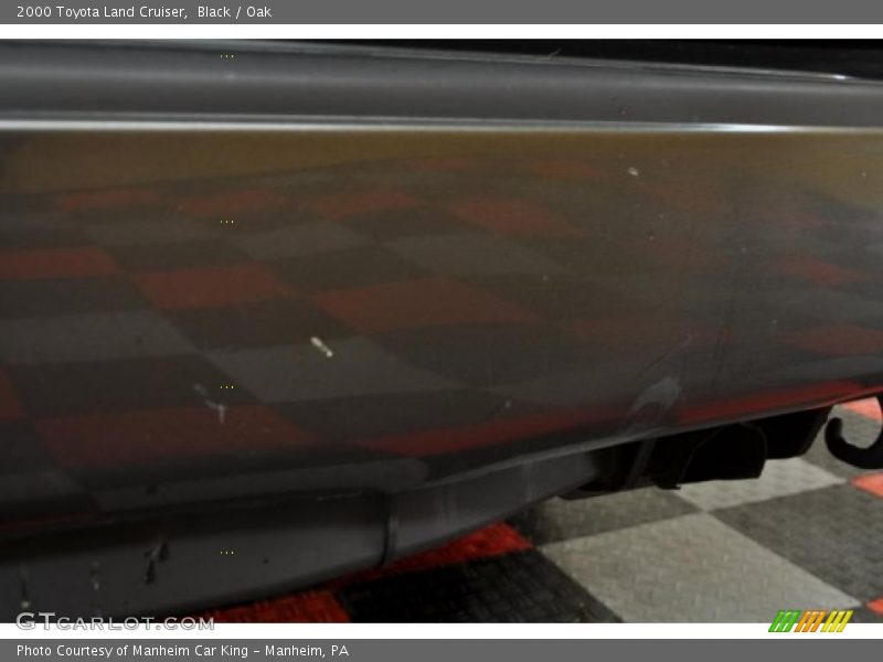 Black / Oak 2000 Toyota Land Cruiser