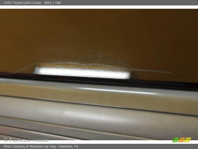 Black / Oak 2000 Toyota Land Cruiser