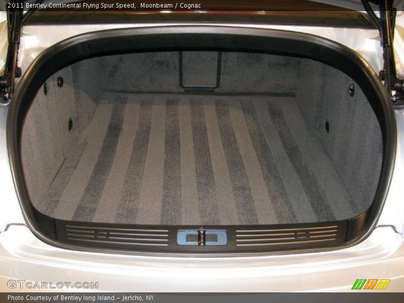  2011 Continental Flying Spur Speed Trunk