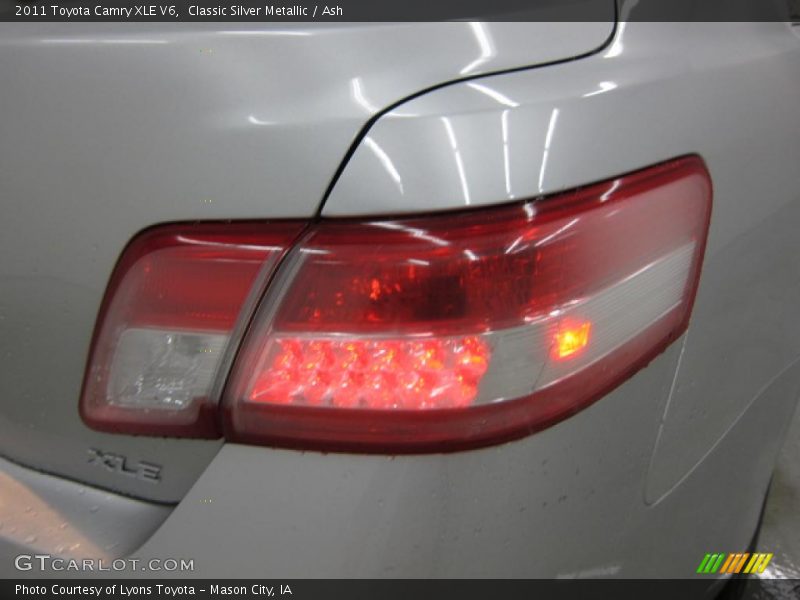 Classic Silver Metallic / Ash 2011 Toyota Camry XLE V6
