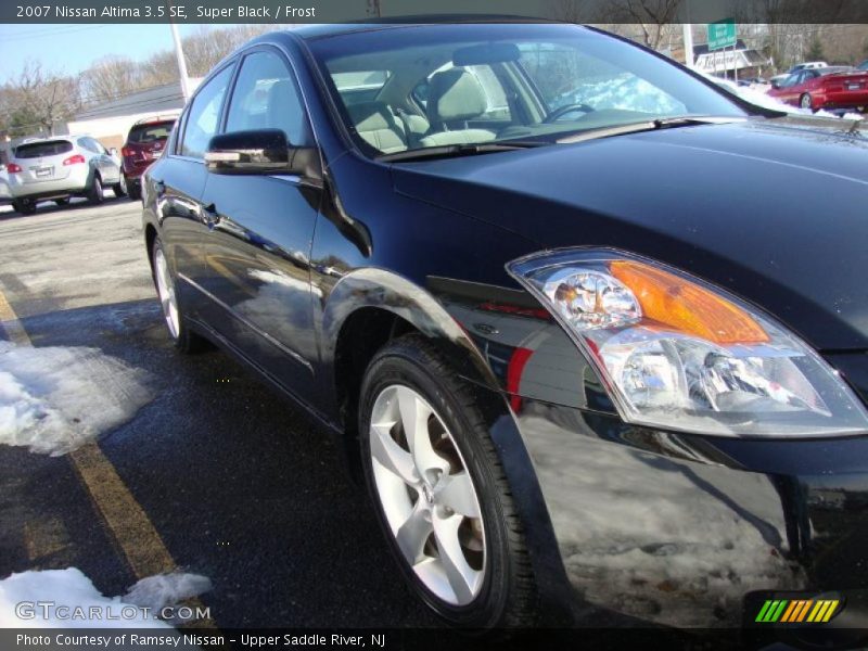 Super Black / Frost 2007 Nissan Altima 3.5 SE
