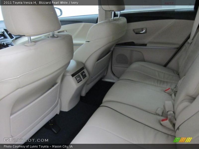  2011 Venza I4 Ivory Interior