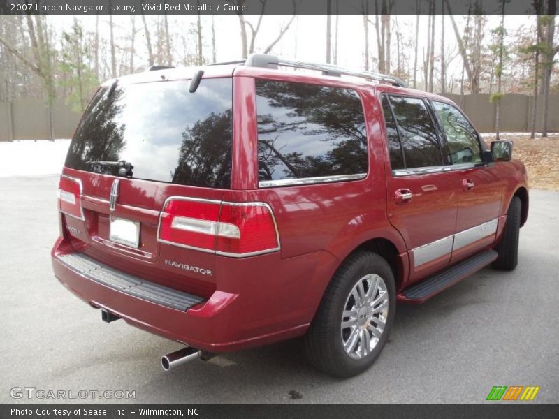 Vivid Red Metallic / Camel 2007 Lincoln Navigator Luxury