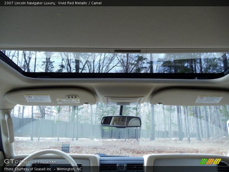 Vivid Red Metallic / Camel 2007 Lincoln Navigator Luxury
