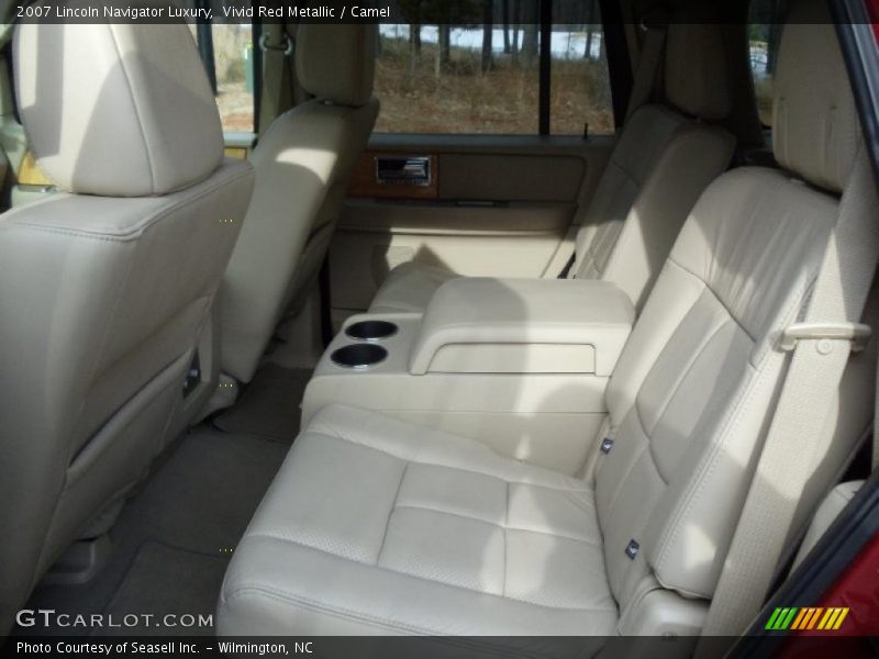 Vivid Red Metallic / Camel 2007 Lincoln Navigator Luxury