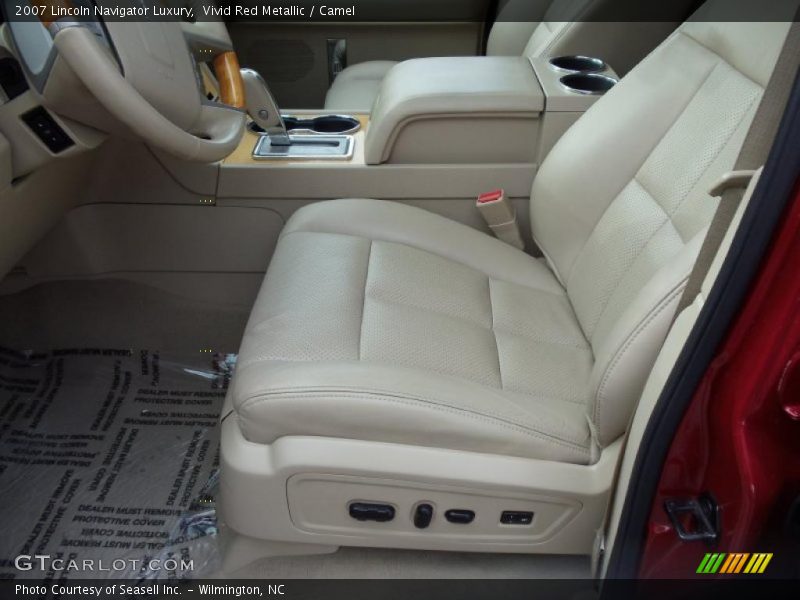 Vivid Red Metallic / Camel 2007 Lincoln Navigator Luxury