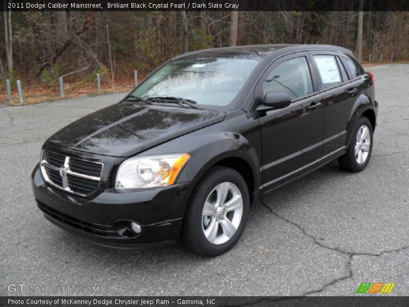 Brilliant Black Crystal Pearl / Dark Slate Gray 2011 Dodge Caliber Mainstreet