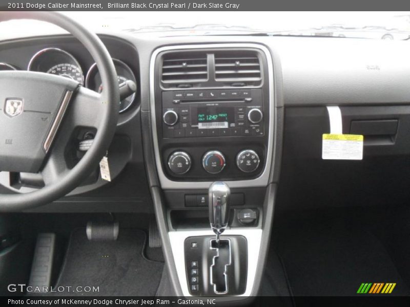 Brilliant Black Crystal Pearl / Dark Slate Gray 2011 Dodge Caliber Mainstreet