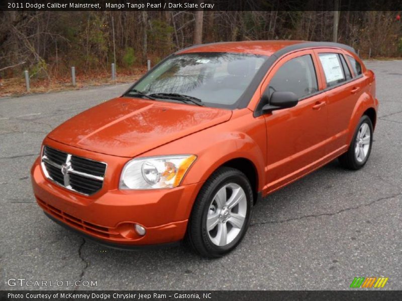 Mango Tango Pearl / Dark Slate Gray 2011 Dodge Caliber Mainstreet