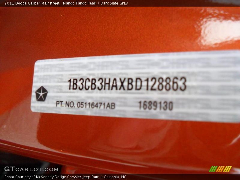 Mango Tango Pearl / Dark Slate Gray 2011 Dodge Caliber Mainstreet