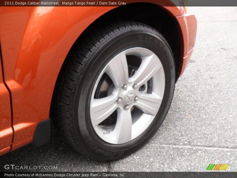 Mango Tango Pearl / Dark Slate Gray 2011 Dodge Caliber Mainstreet