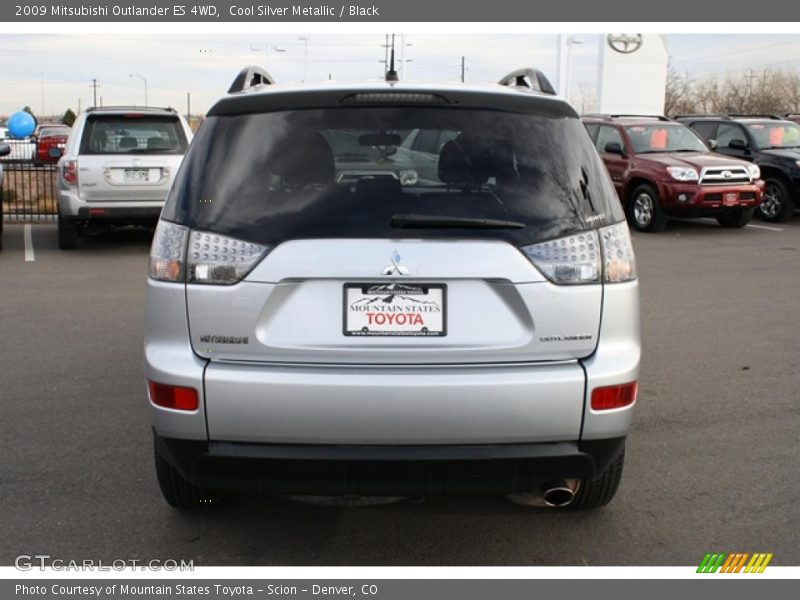 Cool Silver Metallic / Black 2009 Mitsubishi Outlander ES 4WD