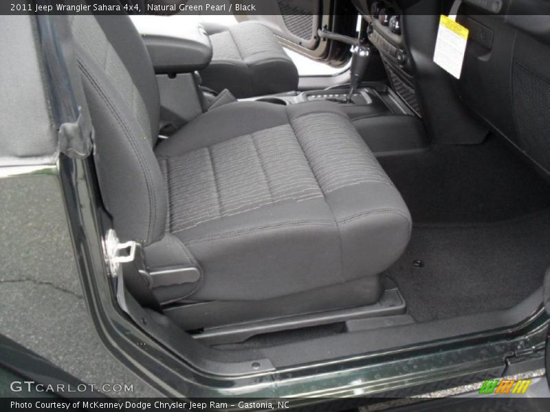 Natural Green Pearl / Black 2011 Jeep Wrangler Sahara 4x4