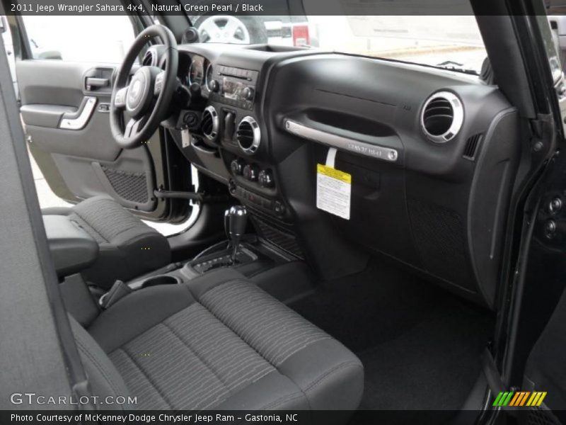 Natural Green Pearl / Black 2011 Jeep Wrangler Sahara 4x4