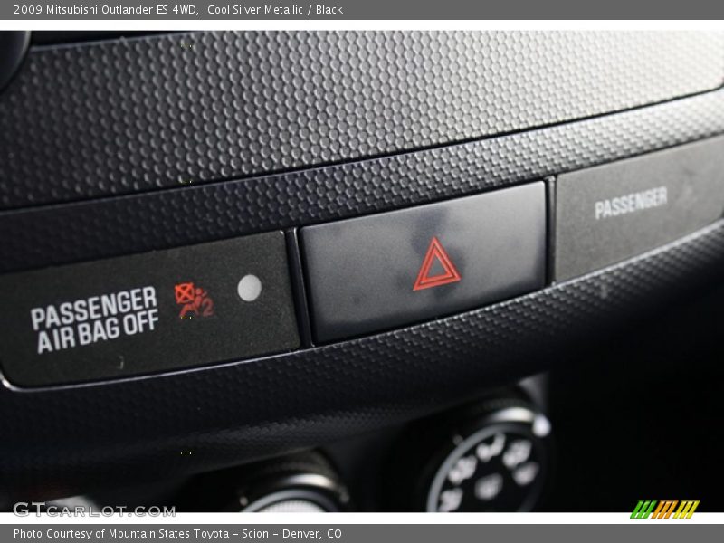 Cool Silver Metallic / Black 2009 Mitsubishi Outlander ES 4WD