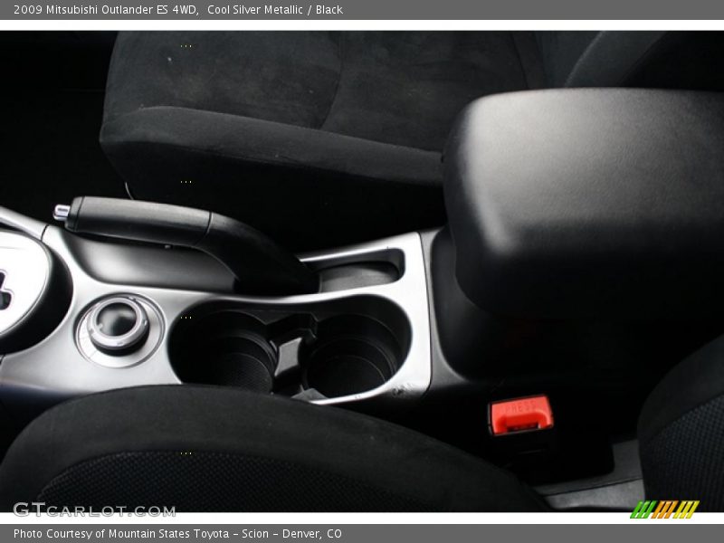 Cool Silver Metallic / Black 2009 Mitsubishi Outlander ES 4WD