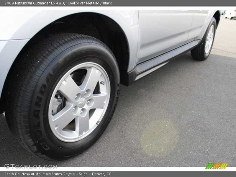 Cool Silver Metallic / Black 2009 Mitsubishi Outlander ES 4WD