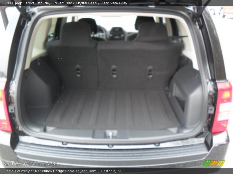  2011 Patriot Latitude Trunk