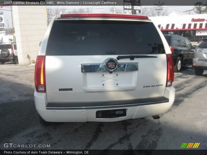 White Diamond / Cocoa/Light Cashmere 2007 Cadillac Escalade ESV AWD