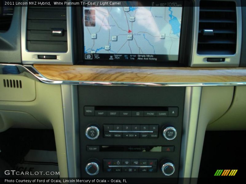 Controls of 2011 MKZ Hybrid