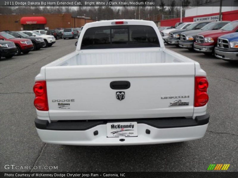 Bright White / Dark Khaki/Medium Khaki 2011 Dodge Dakota Big Horn Extended Cab