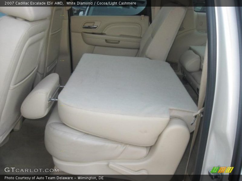White Diamond / Cocoa/Light Cashmere 2007 Cadillac Escalade ESV AWD