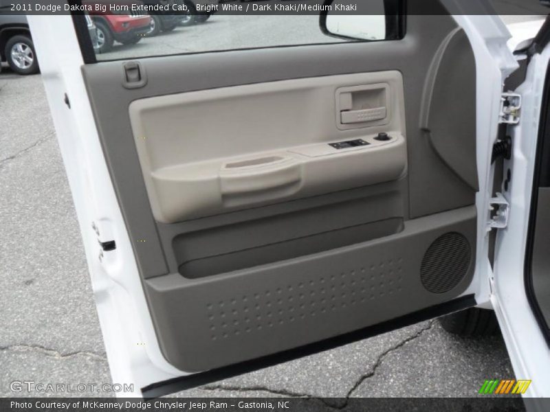 Bright White / Dark Khaki/Medium Khaki 2011 Dodge Dakota Big Horn Extended Cab
