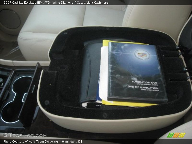 White Diamond / Cocoa/Light Cashmere 2007 Cadillac Escalade ESV AWD