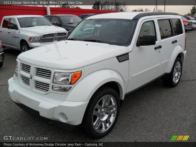 Front 3/4 View of 2011 Nitro Heat