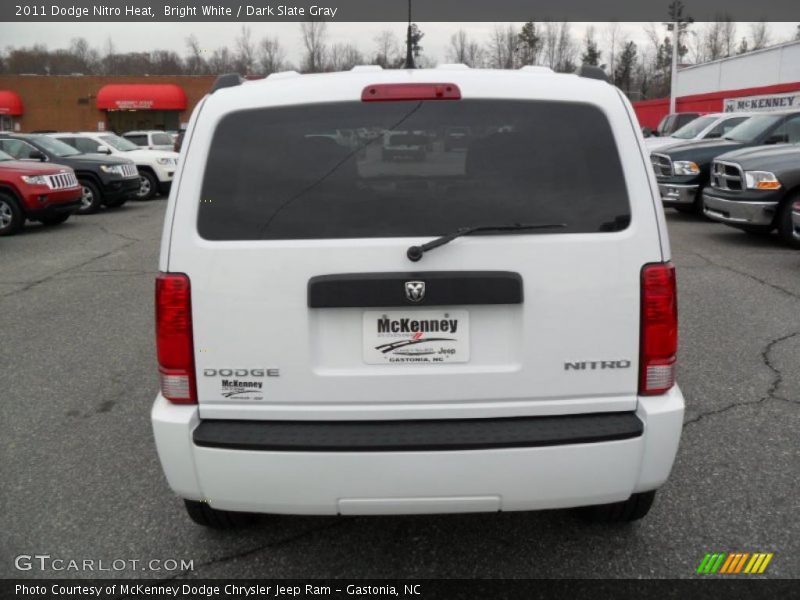 Bright White / Dark Slate Gray 2011 Dodge Nitro Heat
