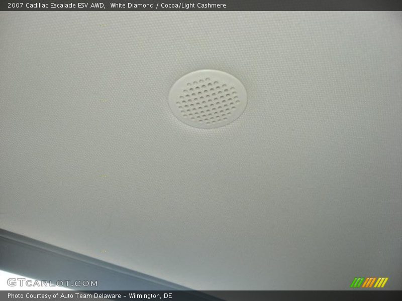White Diamond / Cocoa/Light Cashmere 2007 Cadillac Escalade ESV AWD