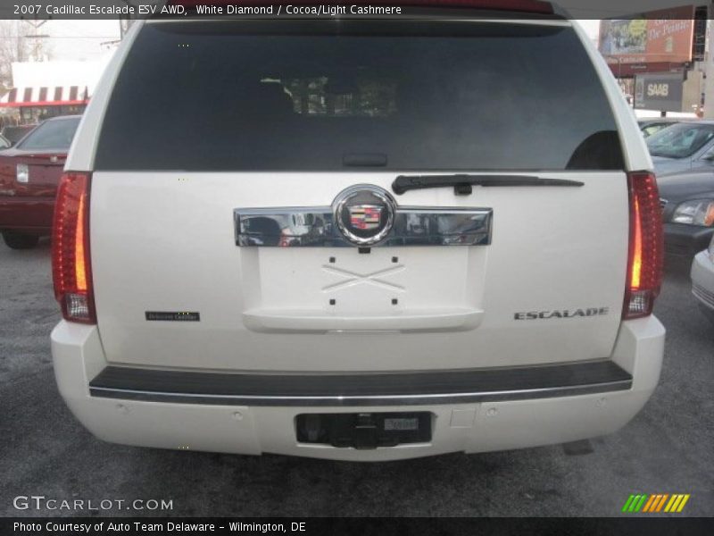 White Diamond / Cocoa/Light Cashmere 2007 Cadillac Escalade ESV AWD