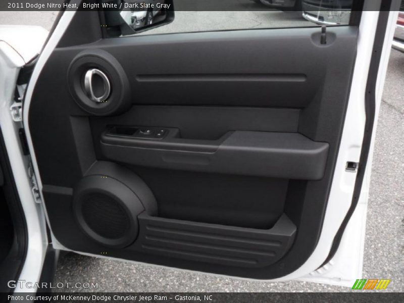 Bright White / Dark Slate Gray 2011 Dodge Nitro Heat