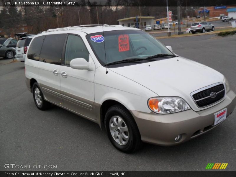 Clear White / Gray 2005 Kia Sedona EX