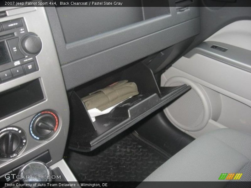 Black Clearcoat / Pastel Slate Gray 2007 Jeep Patriot Sport 4x4