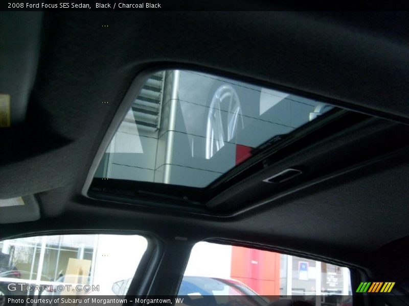 Black / Charcoal Black 2008 Ford Focus SES Sedan