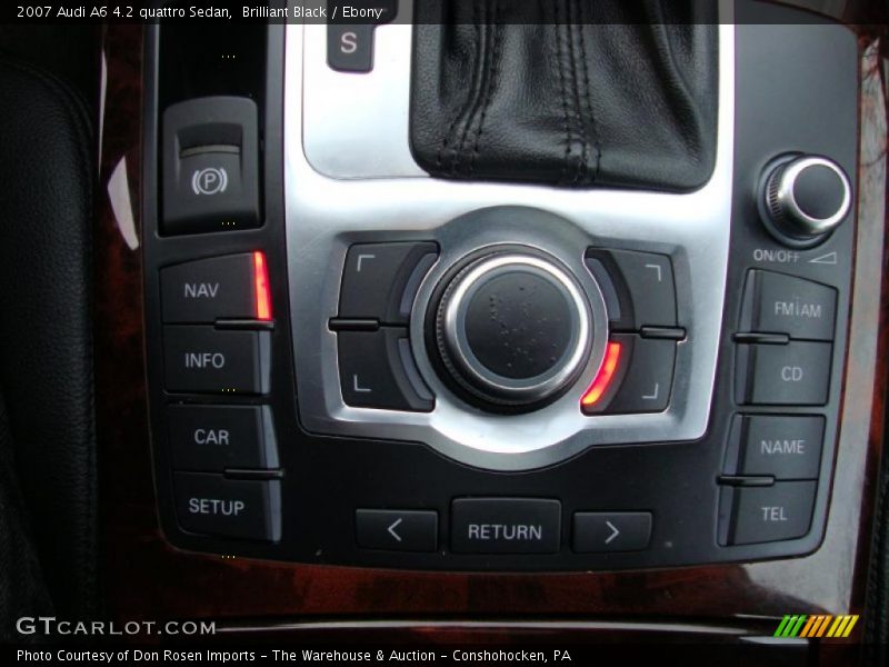 Controls of 2007 A6 4.2 quattro Sedan