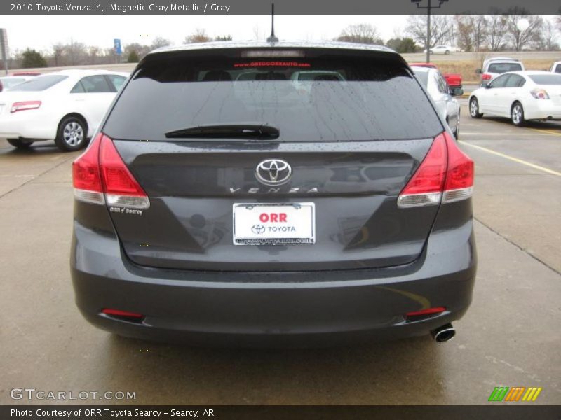 Magnetic Gray Metallic / Gray 2010 Toyota Venza I4