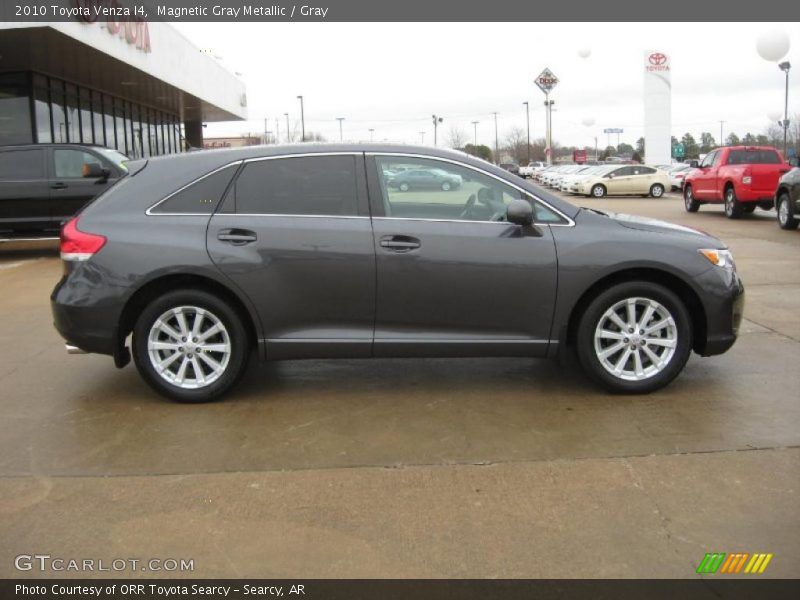 Magnetic Gray Metallic / Gray 2010 Toyota Venza I4
