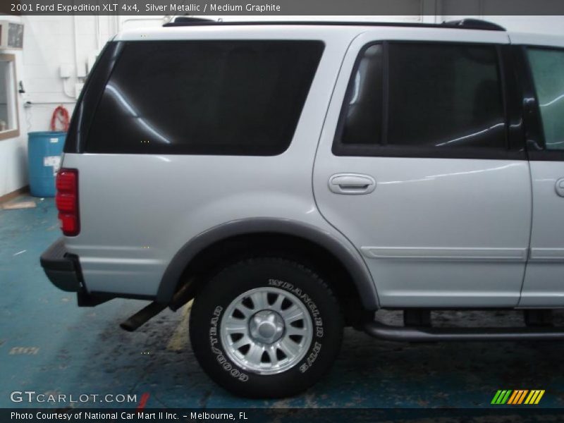 Silver Metallic / Medium Graphite 2001 Ford Expedition XLT 4x4